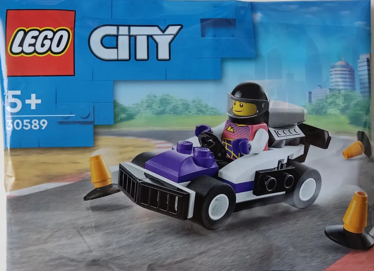 LEGO City 30589 Go-Kart Racer set, image 2
