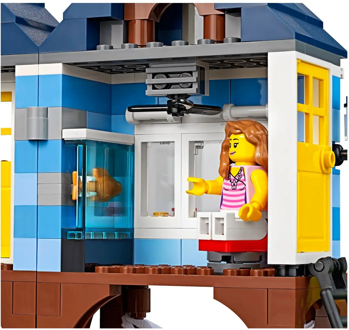 LEGO Creator 31063 Beachside Vacation set, image 6