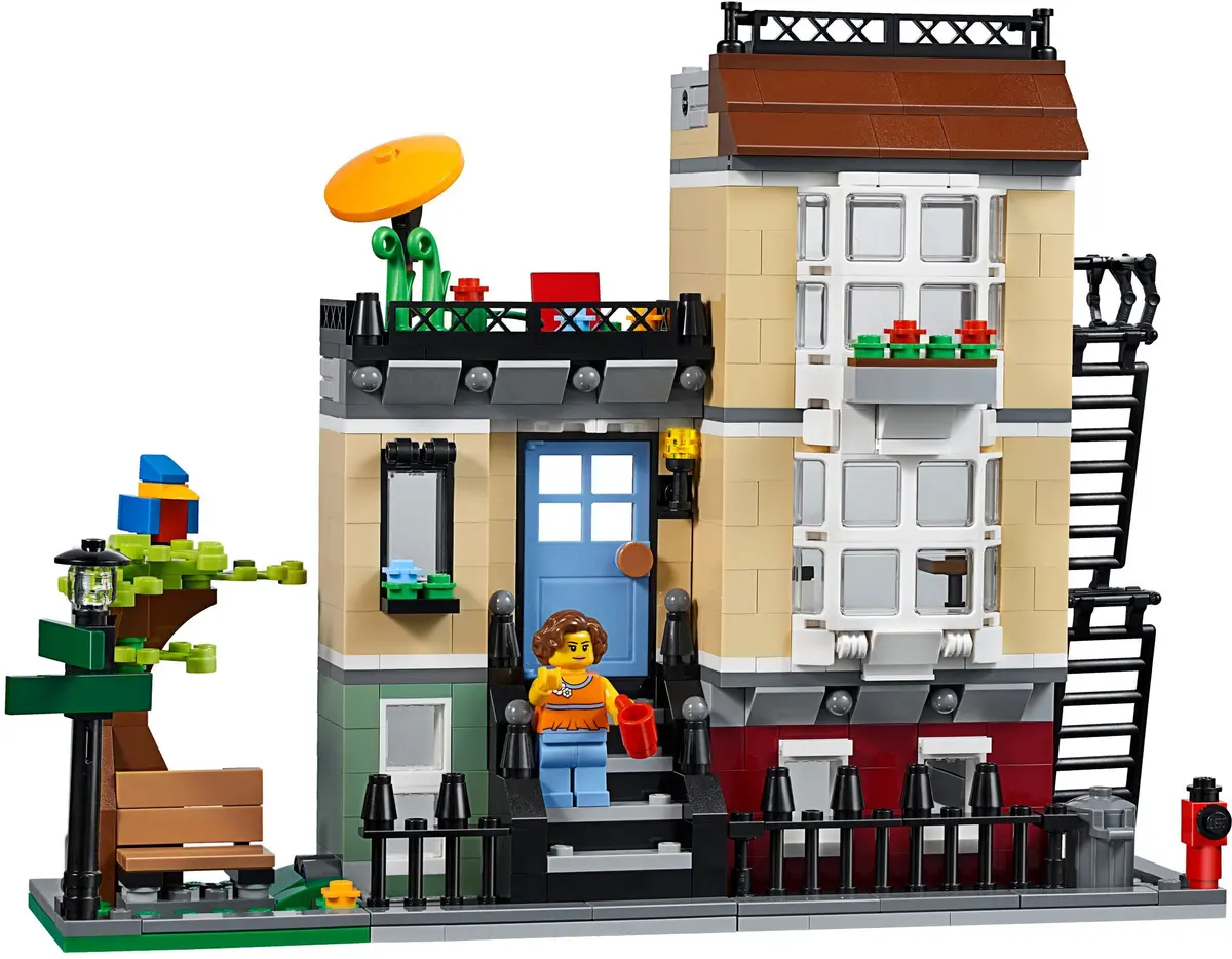 LEGO Creator 31065 Park Street Townhouse set, image 4