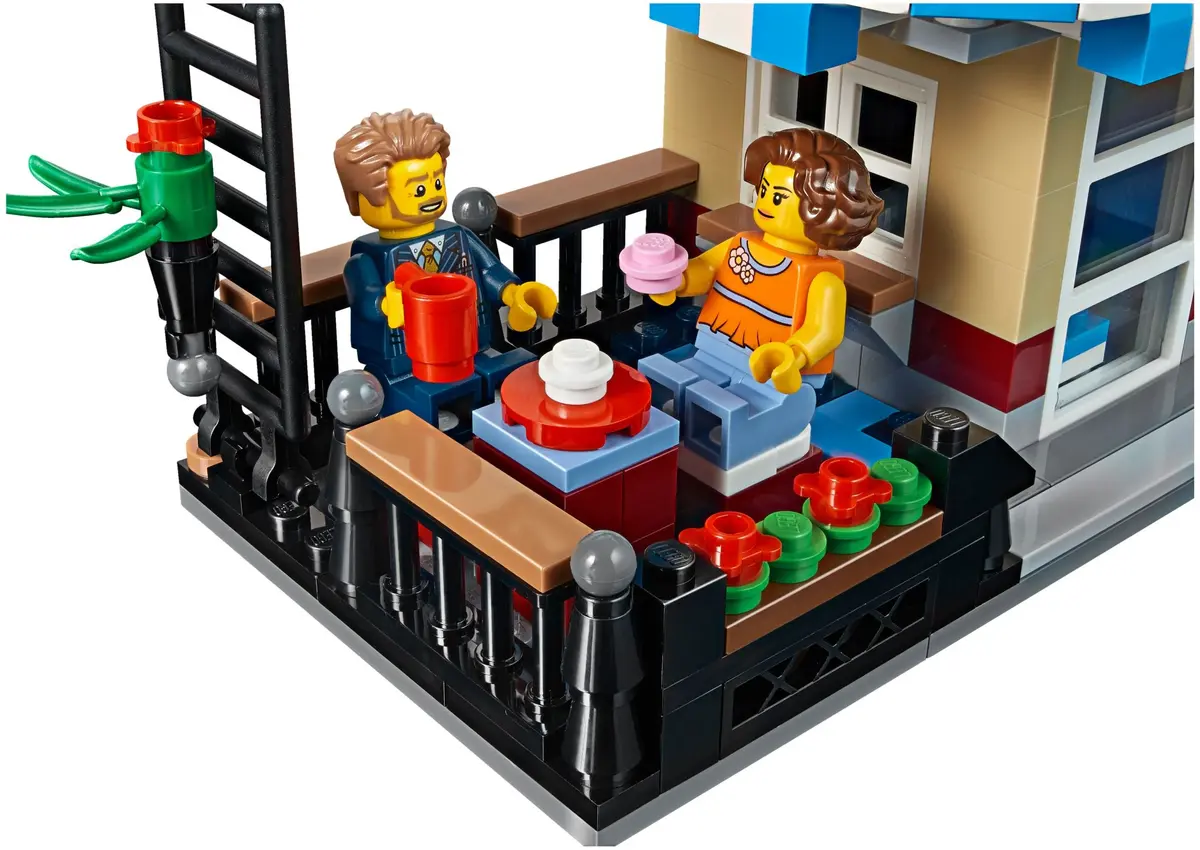 LEGO Creator 31065 Park Street Townhouse set, image 7