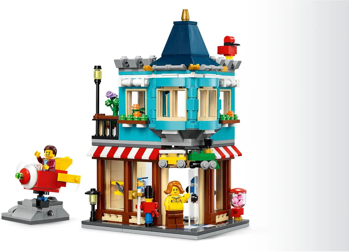 LEGO Creator 31105 Townhouse Toy Store set, image 3