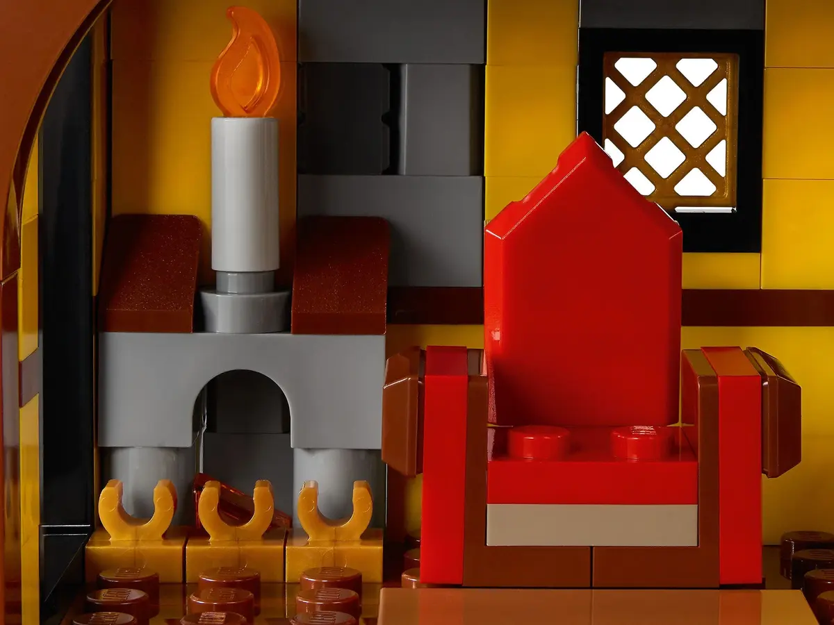 LEGO Creator 31120 Medieval Castle set, image 4