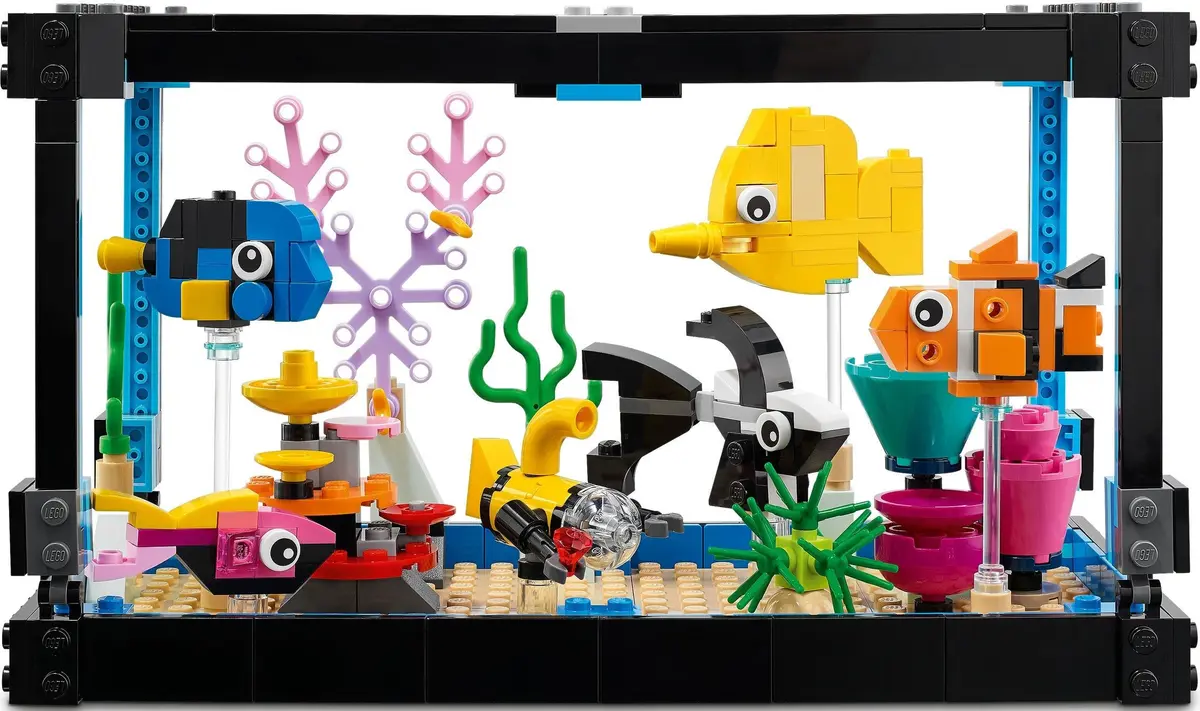 LEGO Creator 31122 Fish Tank set, image 12