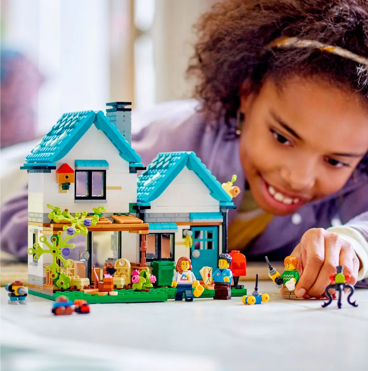 LEGO Creator 31139 Cosy House set, image 6