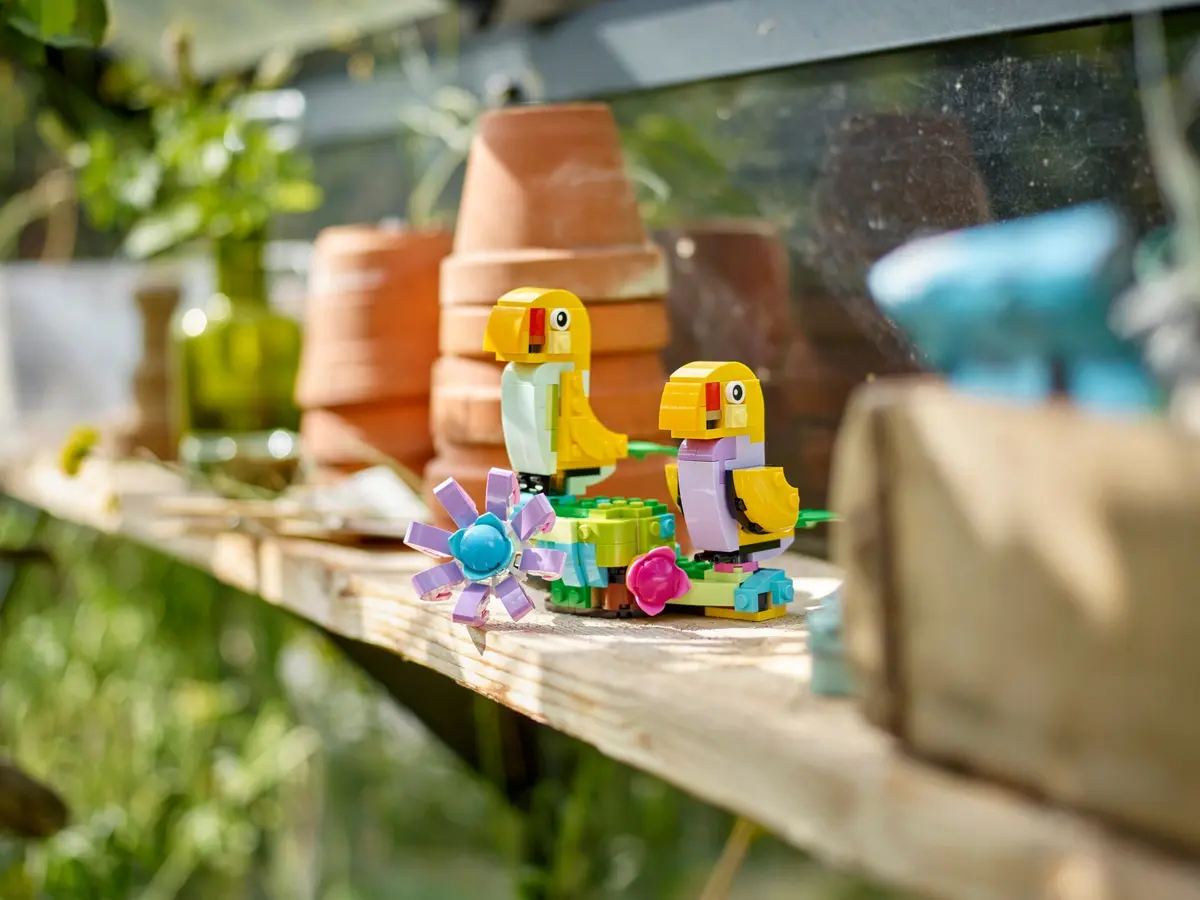 LEGO Creator 31149 Flowers in Watering Can set, image 11