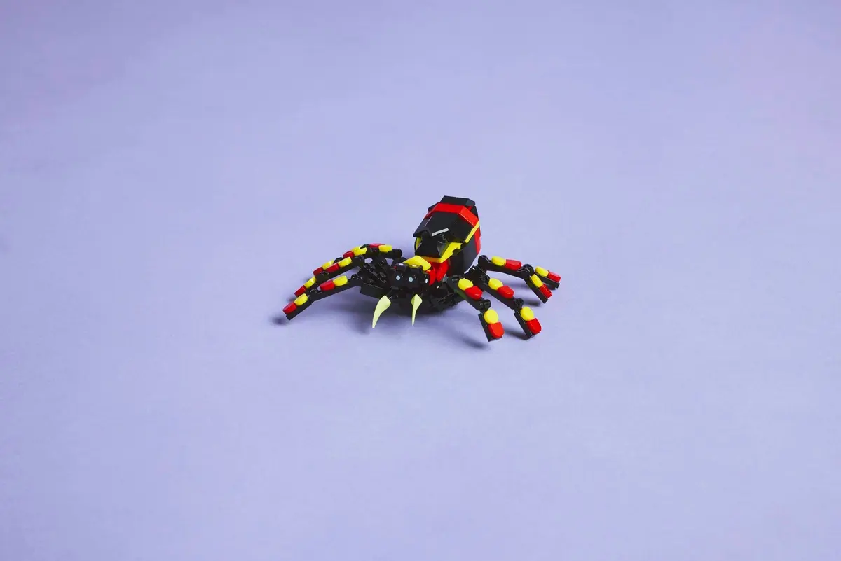 LEGO Creator 31159 Surprising Spider set, image 5