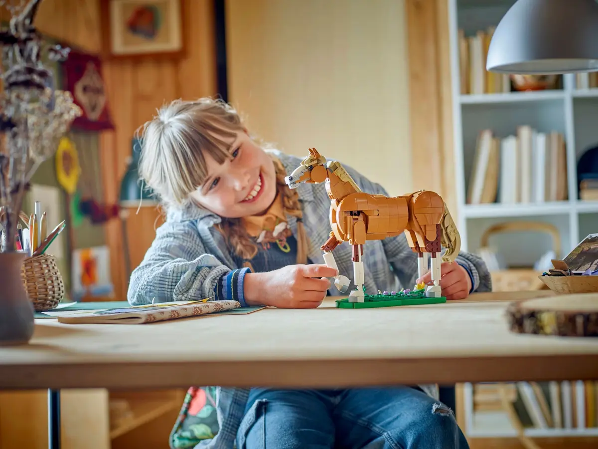 LEGO Creator 31166 Beautiful Horse set, image 5