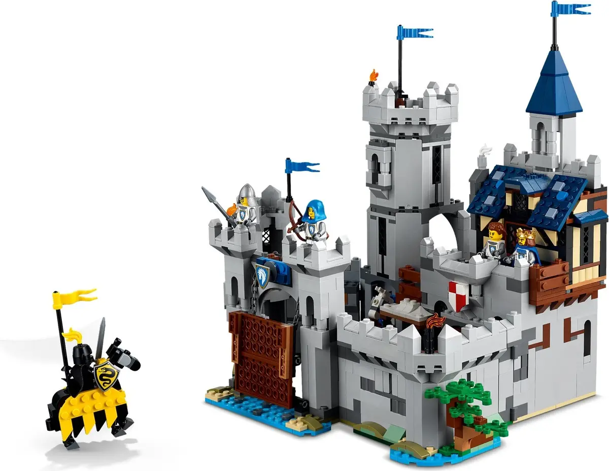 LEGO Creator 31168 Medieval Horse Knight Castle set, image 7