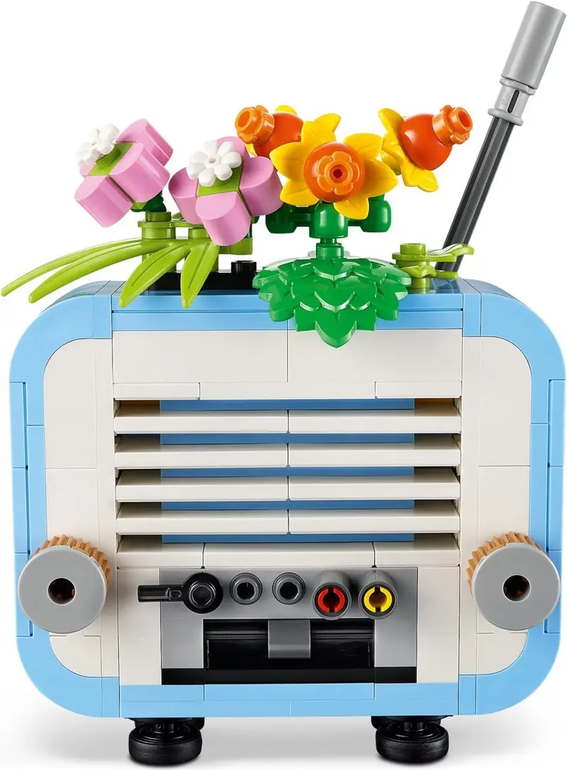 LEGO Creator 31172 Record Player with Flowers set, image 8