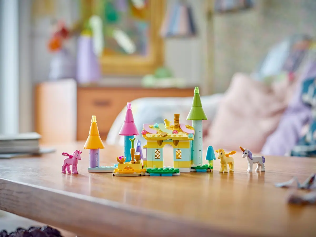LEGO Creator 31175 Unicorn Castle set, image 9