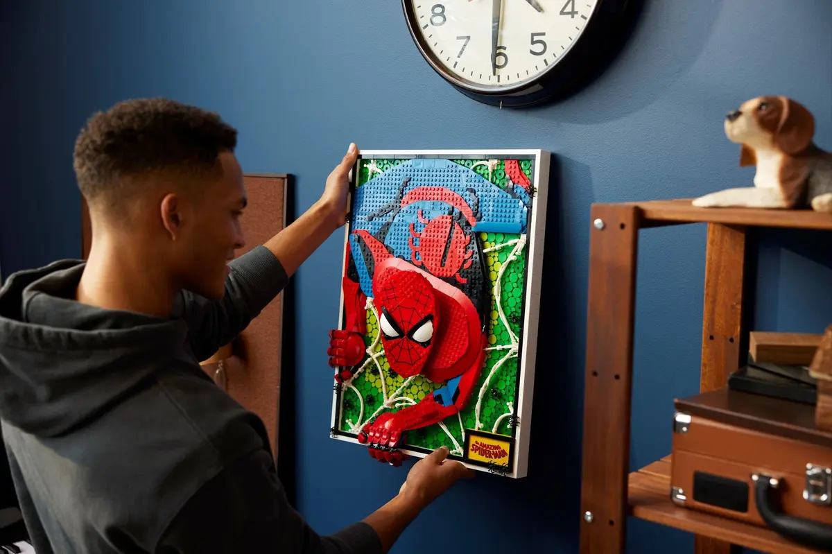 LEGO Art 31209 The Amazing Spider-Man set, image 7