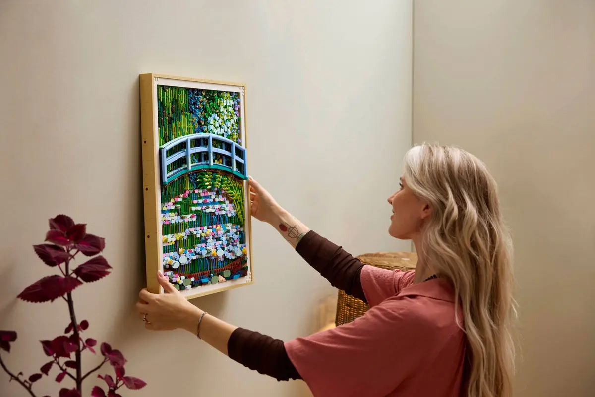 LEGO Art 31220 Claude Monet - Bridge over a Pond of Water Lilies set, image 13