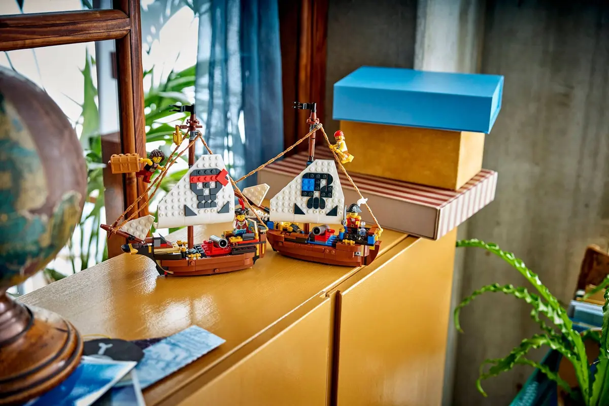 LEGO Creator 31387 Iconic Pirate Ship set, image 10