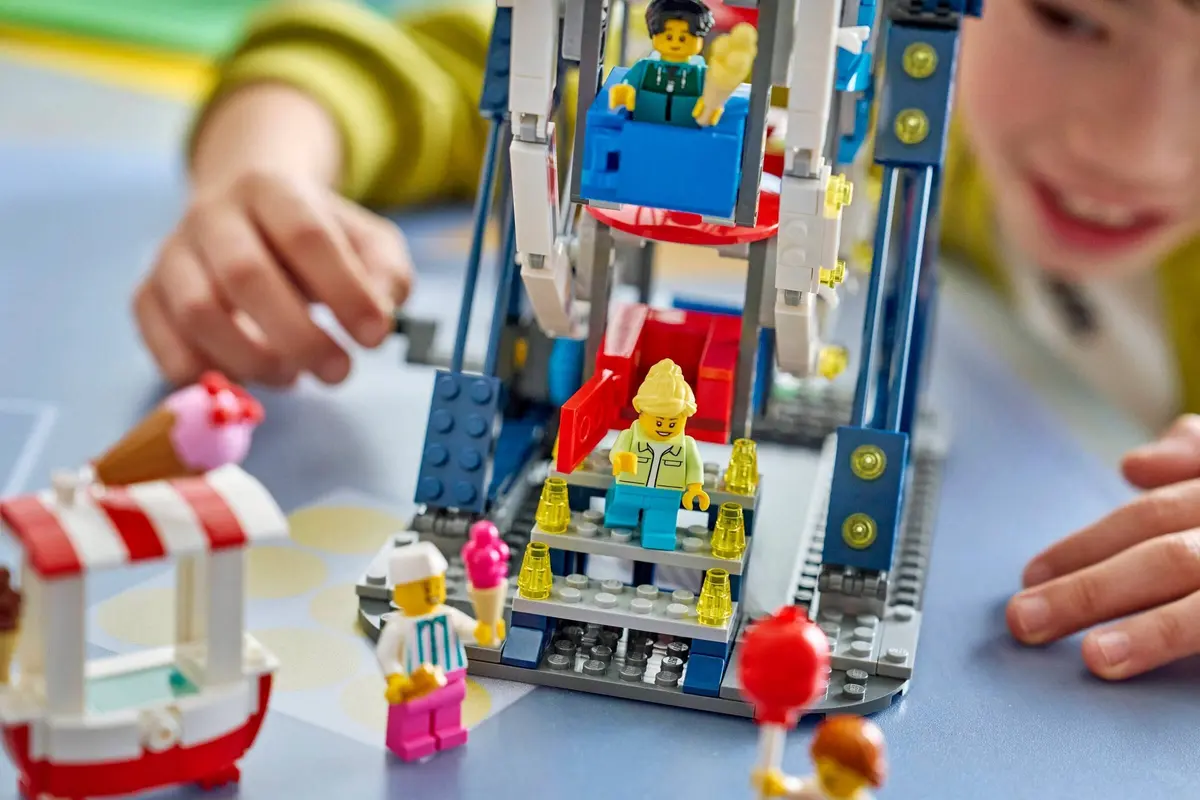 LEGO Creator 31389 Iconic Ferris Wheel set, image 7