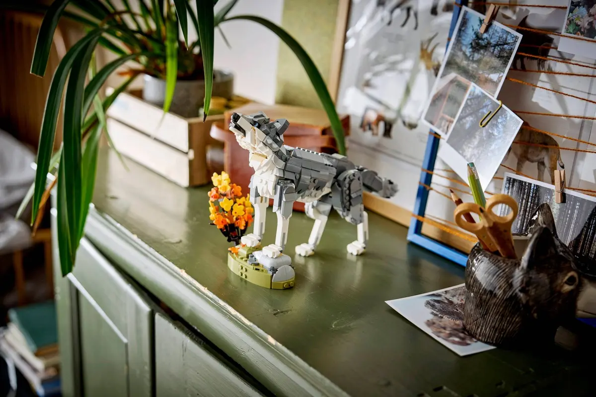 LEGO Creator 31393 Forest Animals: Grey Wolf set, image 8