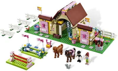LEGO Friends 3189 Heartlake Stables set