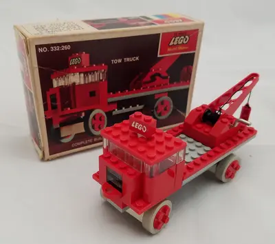LEGO Samsonite 332 Tow Truck set