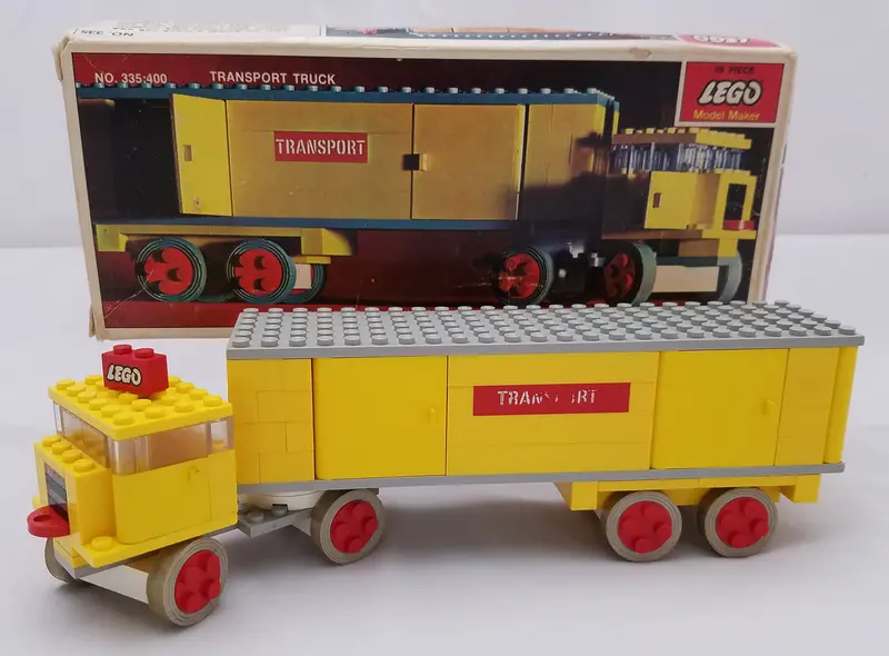 LEGO Samsonite 335 Transport Truck set