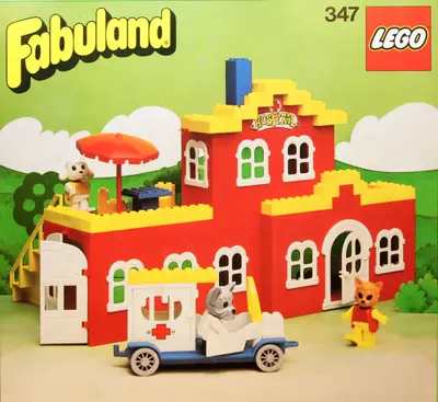 LEGO Fabuland 347 Hospital - Lucy Lamb and Charlie Cat Visit Dr. Dog set