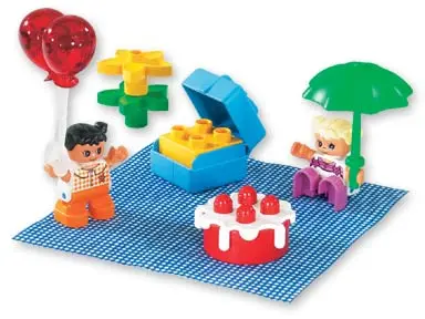 LEGO Explore 3605 Birthday Party set