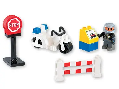 LEGO Explore 3607 Police Action set
