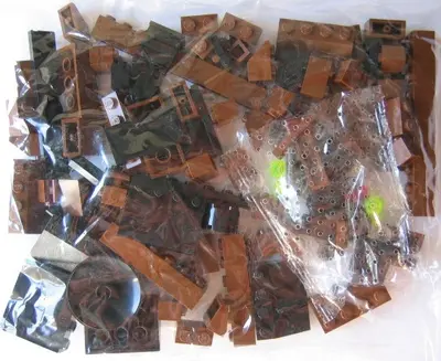 LEGO Trains 3746 Locomotive Brown Bricks set