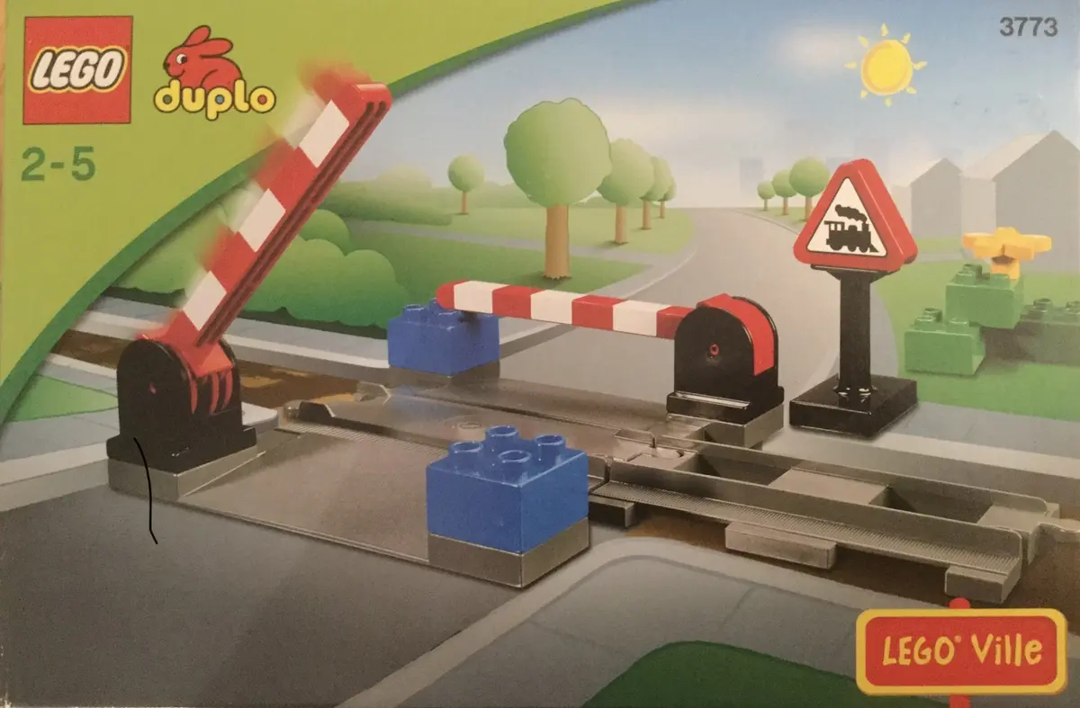 LEGO DUPLO 3773 Level Crossing set