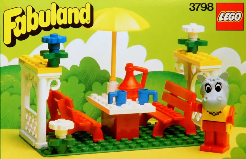 LEGO Fabuland 3798 Hannah Hippopotamus on a Picnic set