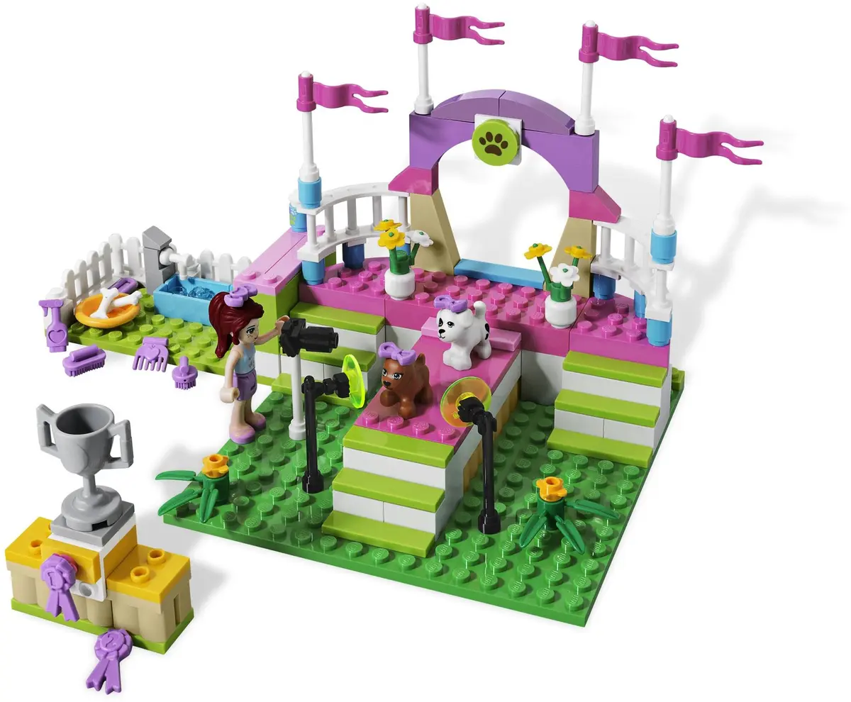 LEGO Friends 3942 Heartlake Dog Show set, image 3