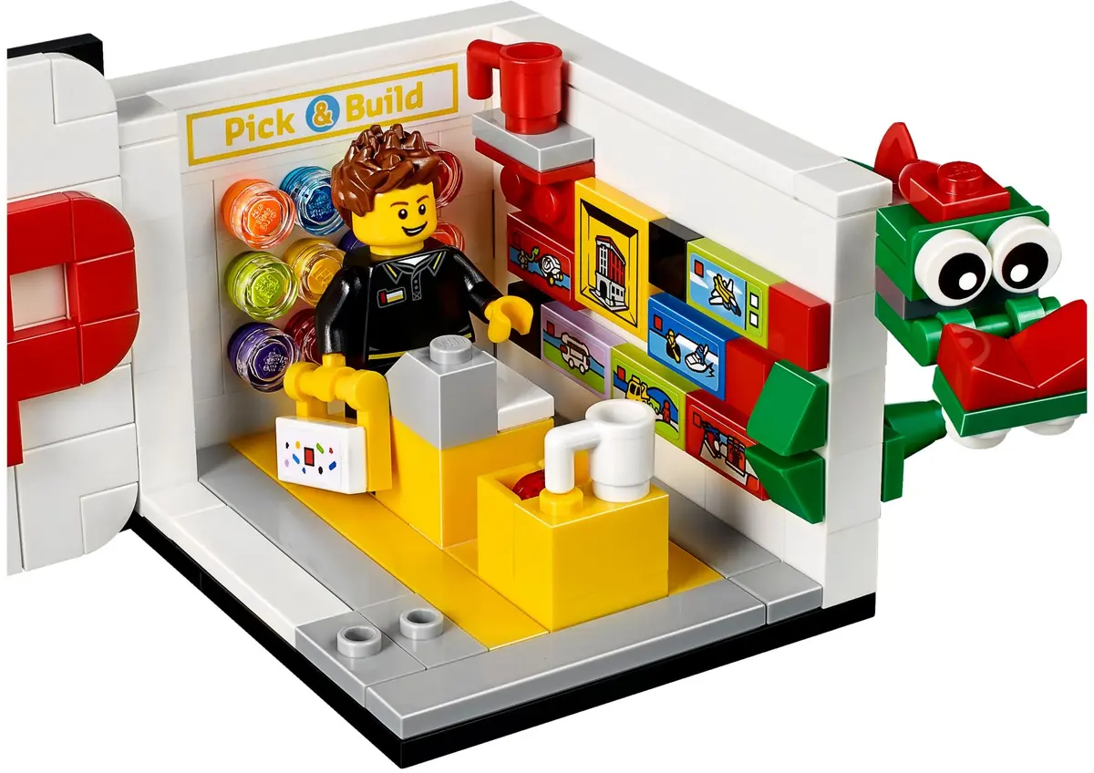 LEGO Promotional 40178 Iconic VIP Set set, image 5
