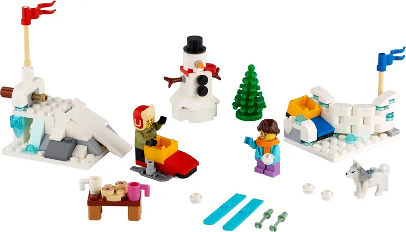 LEGO Seasonal 40424 Winter Snowball Fight set