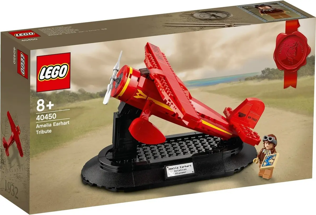 LEGO Promotional 40450 Amelia Earhart Tribute set, image 2