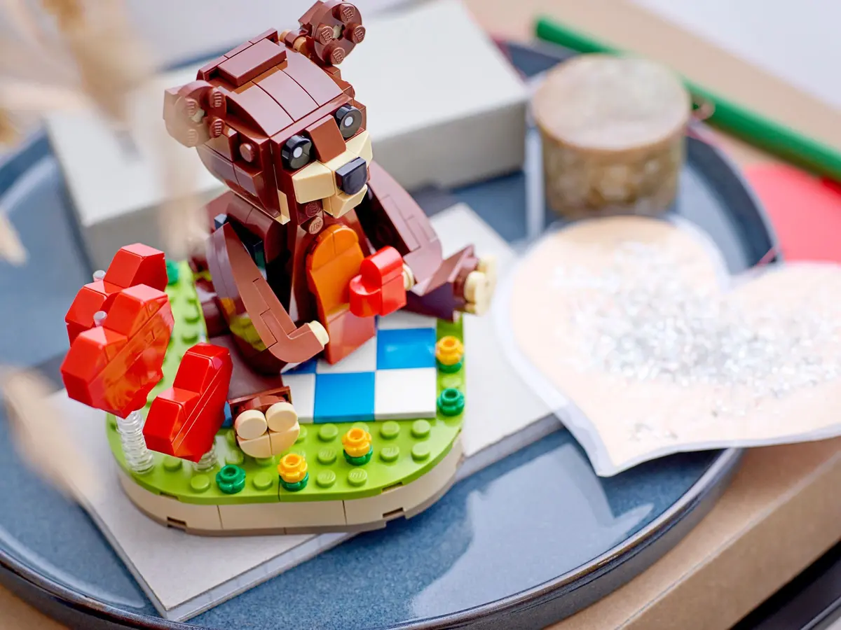 LEGO Seasonal 40462 Valentine's Brown Bear set, image 8