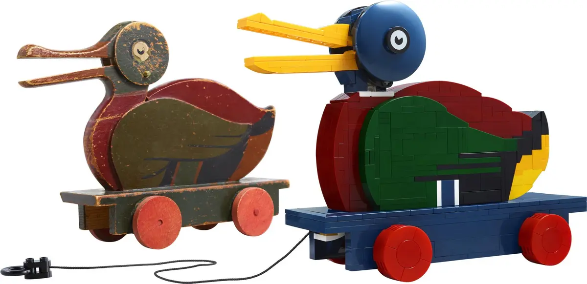LEGO Promotional 40501 The Wooden Duck set, image 3