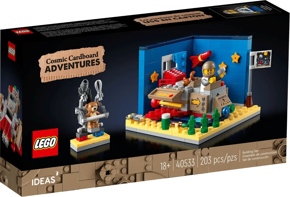 LEGO Ideas 40533 Cosmic Cardboard Adventures set, image 2