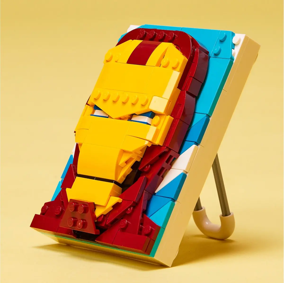 LEGO Brick Sketches 40535 Iron Man set, image 6