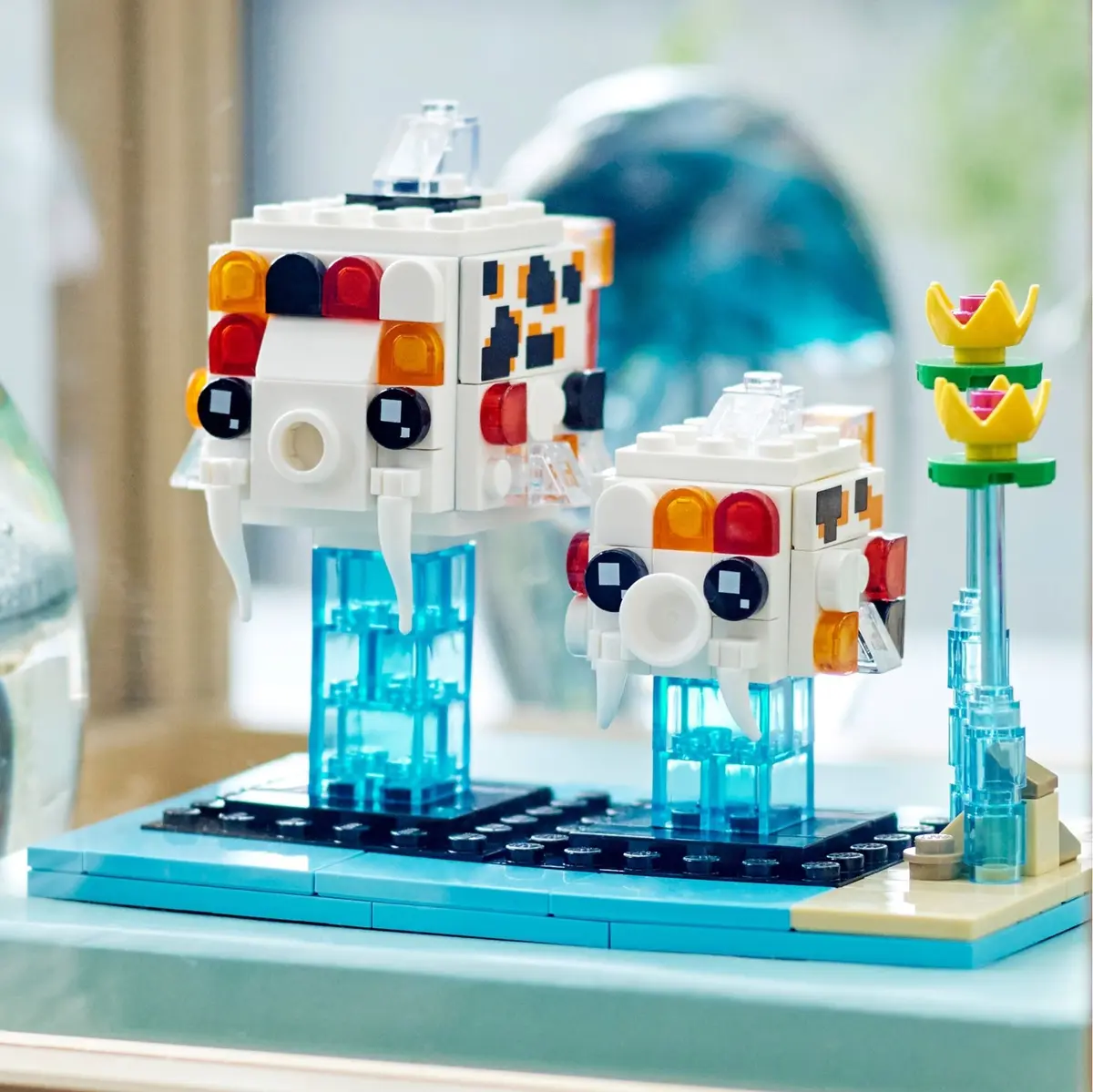 LEGO BrickHeadz 40545 Koi Fish set, image 8