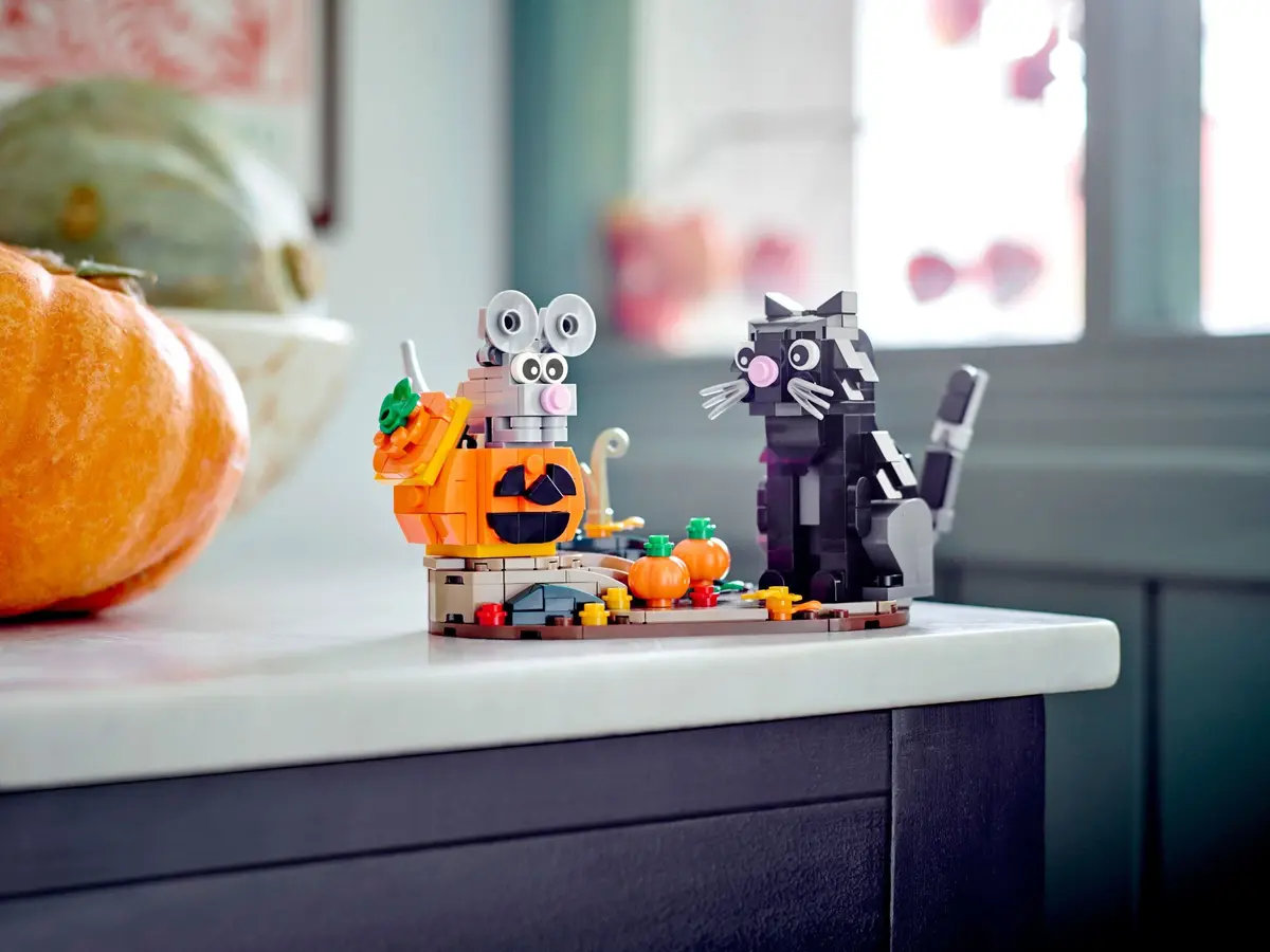 LEGO Seasonal 40570 Halloween Cat and Mouse set, image 4