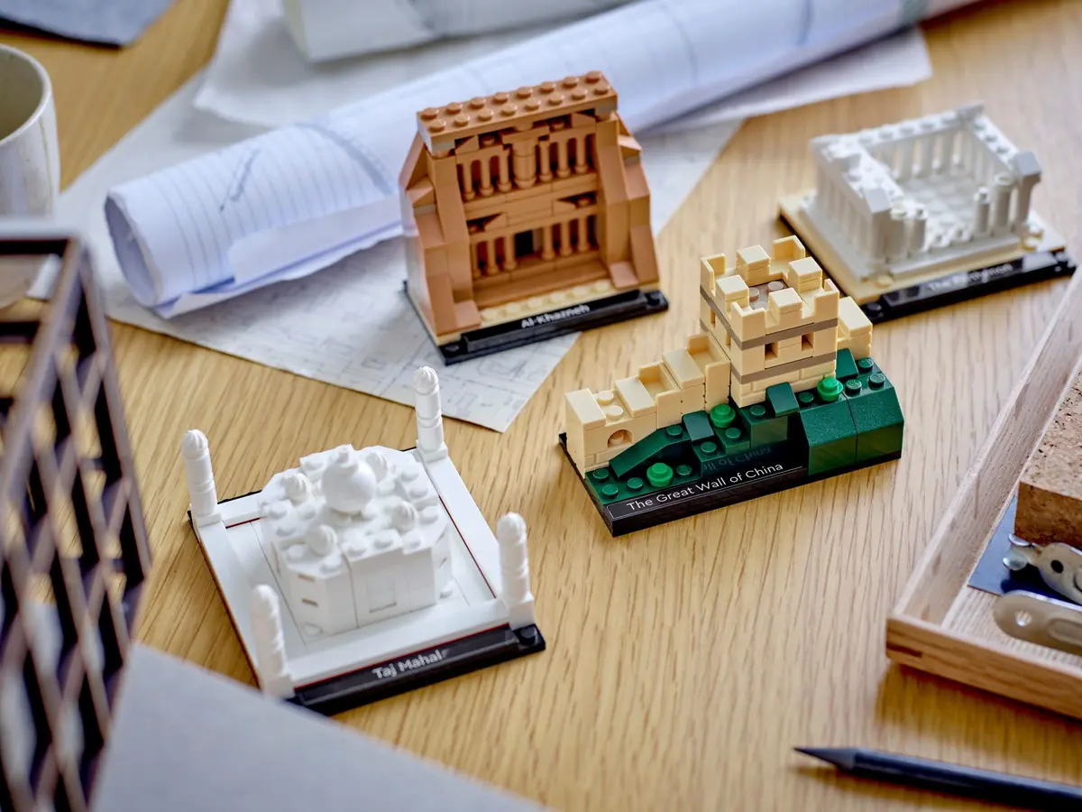 LEGO Architecture 40585 World of Wonders set, image 4