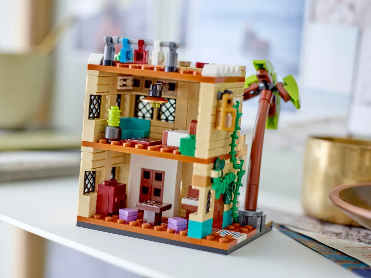 LEGO Promotional 40590 Houses of the World 2 set, image 5