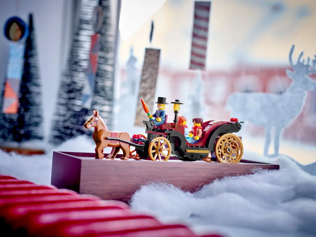LEGO Seasonal 40603 Wintertime Carriage Ride set, image 4