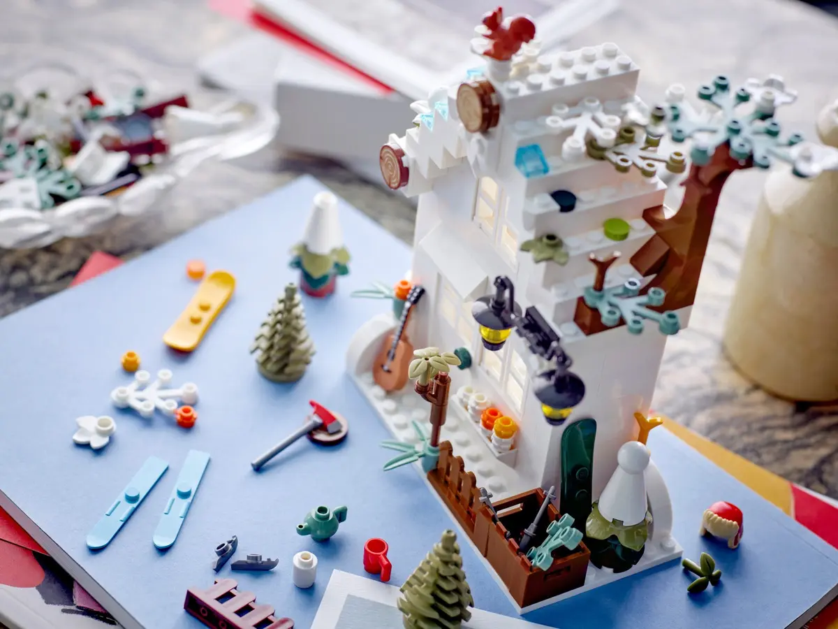 LEGO Miscellaneous 40610 Winter Fun VIP Add-On Pack set, image 3