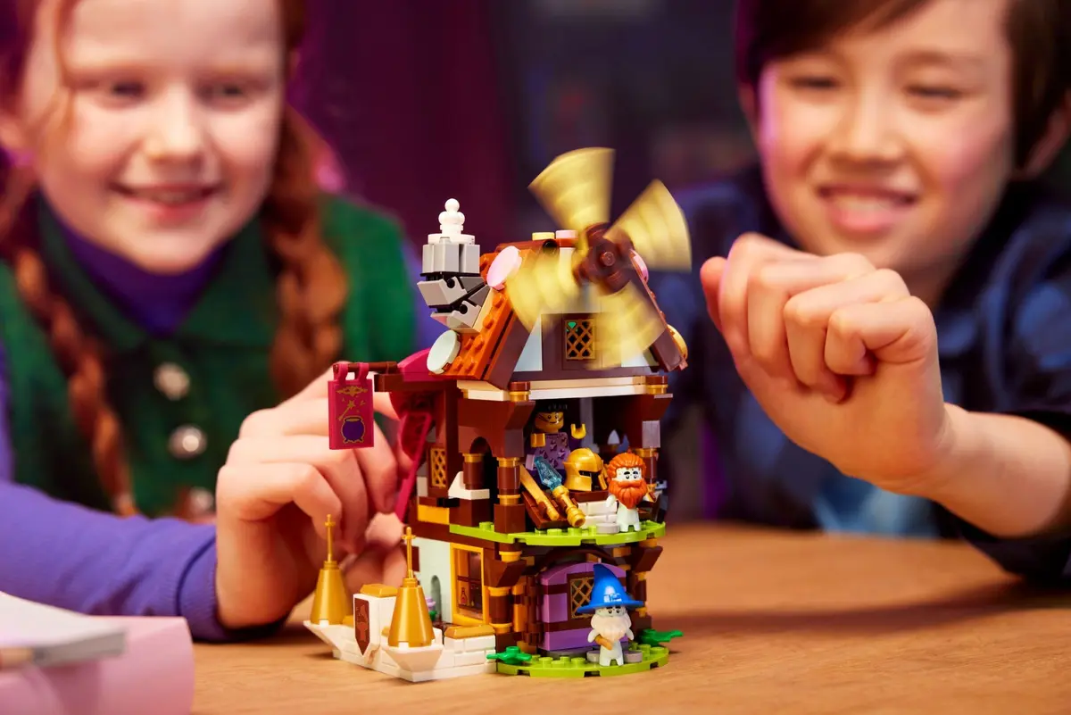 LEGO Dreamzzz 40657 Dream Village set, image 7