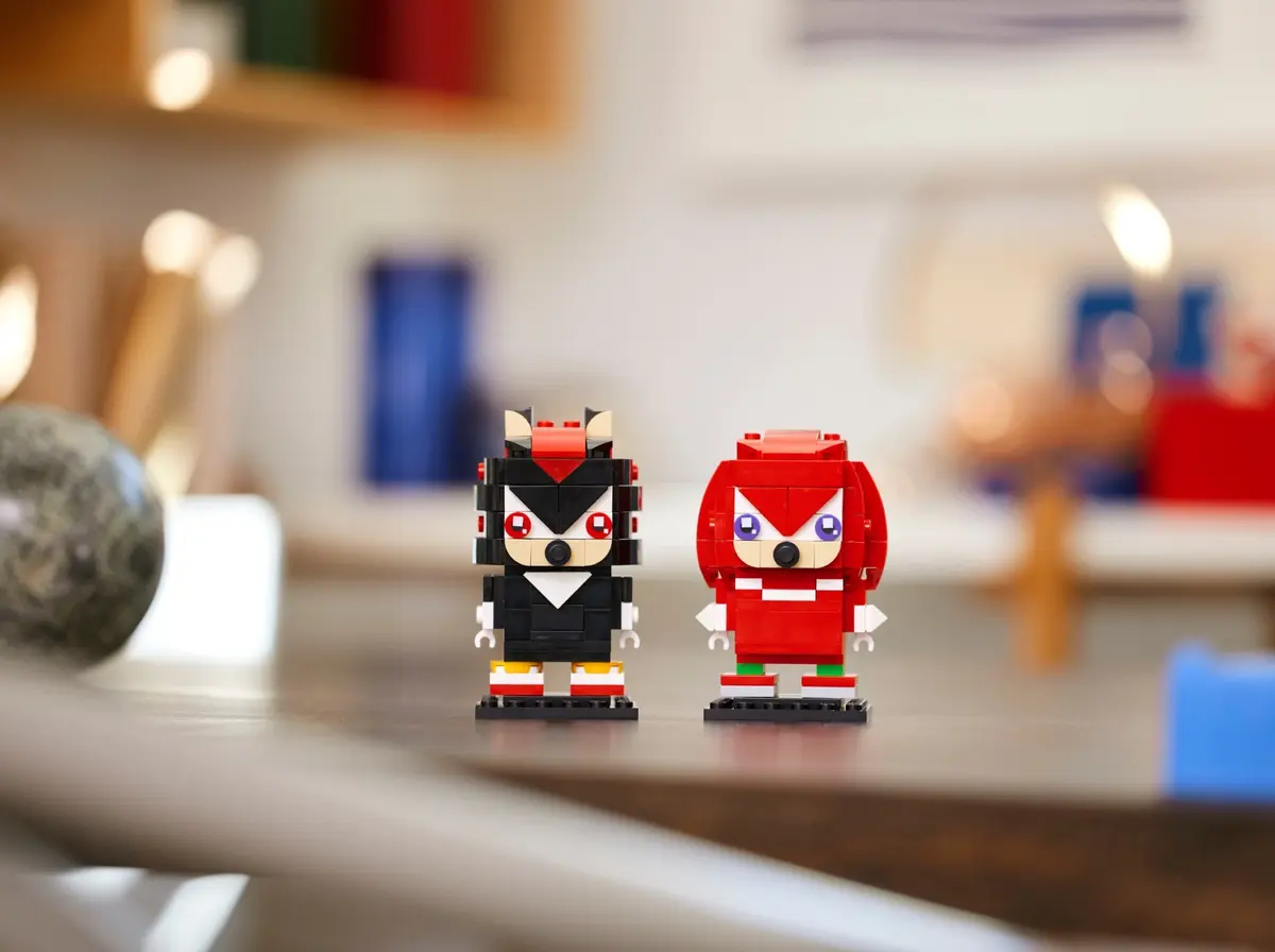 LEGO BrickHeadz 40672 Sonic the Hedgehog: Knuckles & Shadow set, image 5