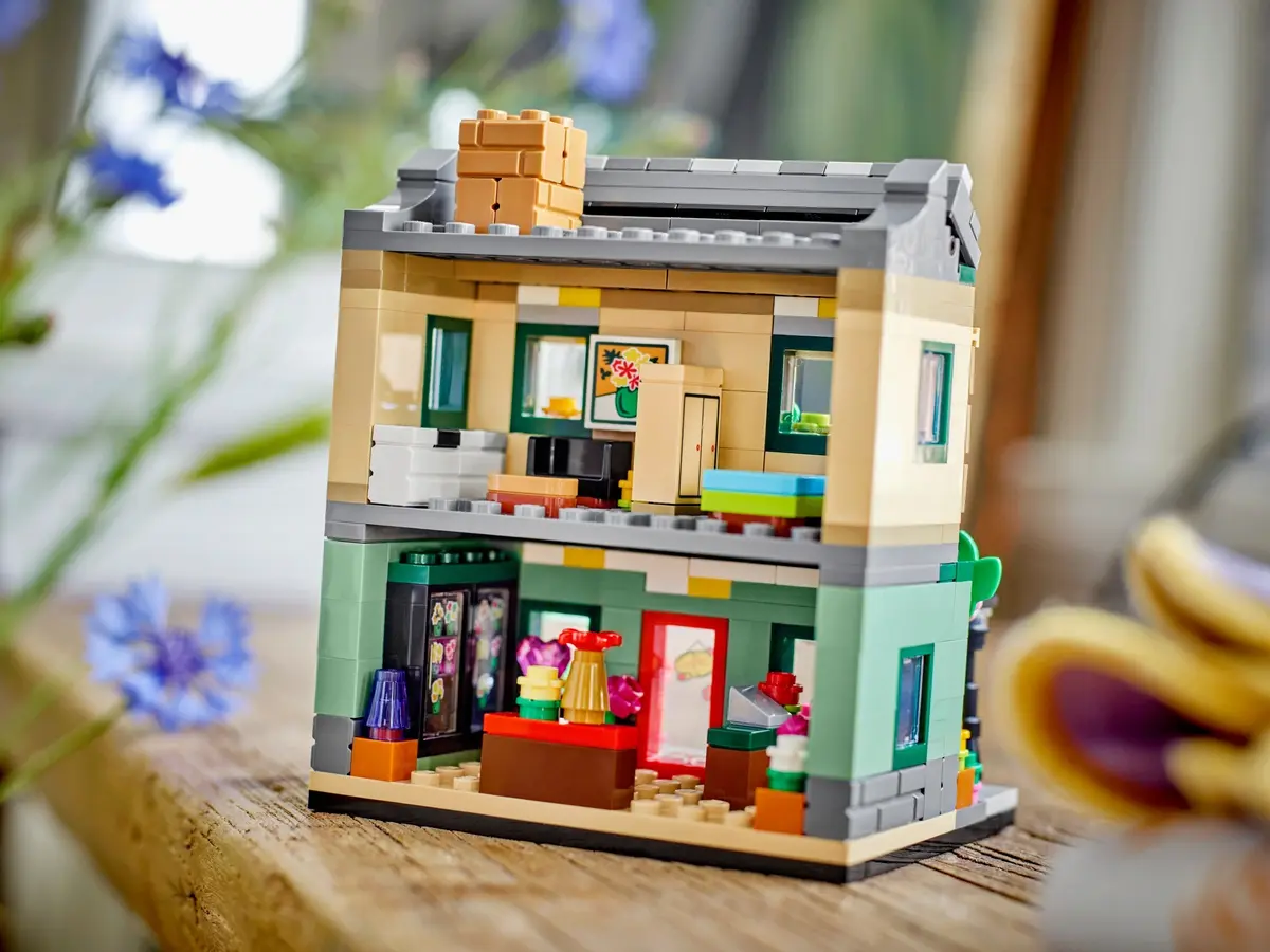 LEGO Promotional 40680 Flower Store set, image 5