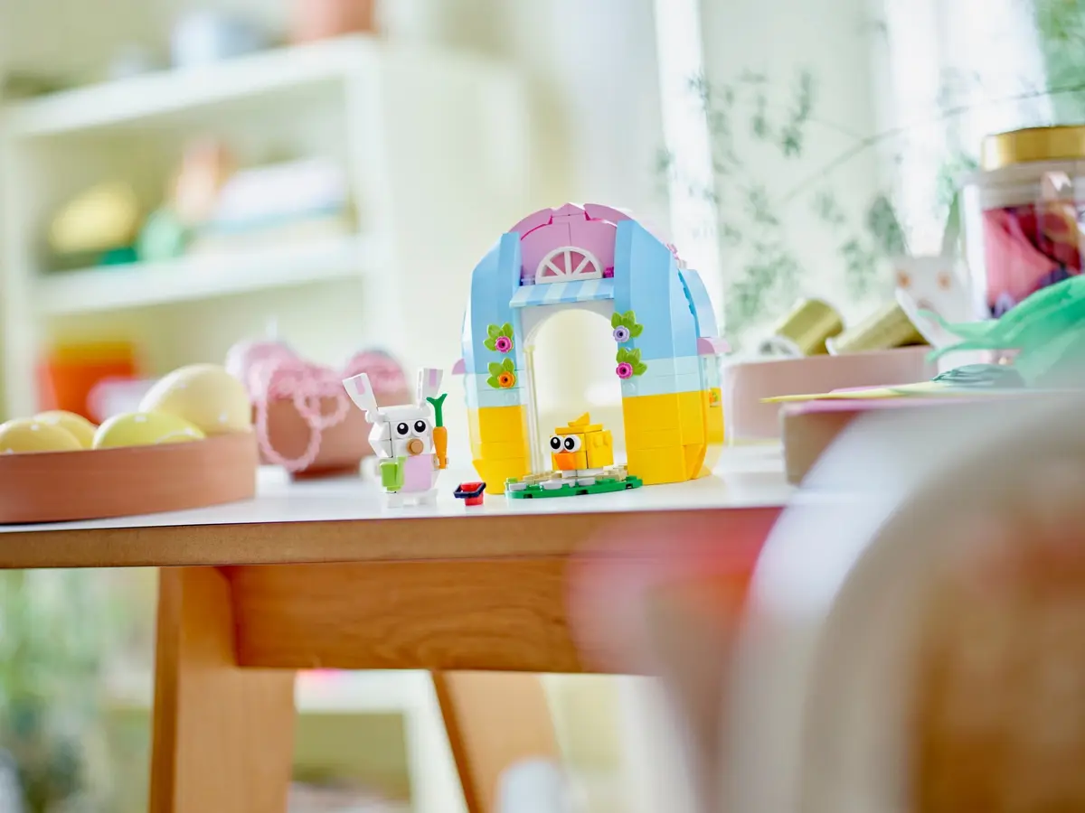 LEGO Seasonal 40682 Spring Garden House set, image 4