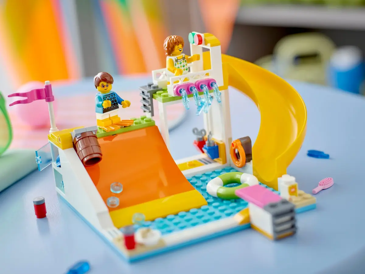 LEGO Promotional 40685 Water Park set, image 5