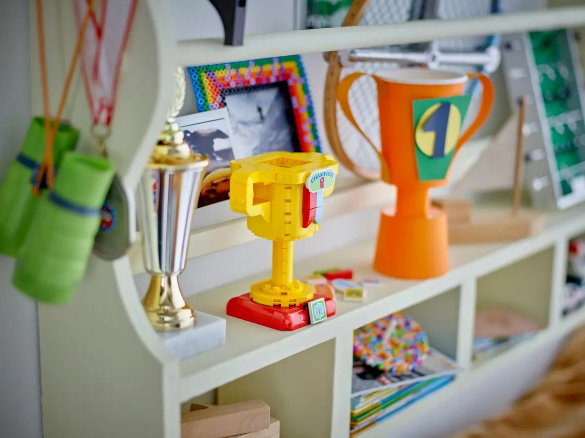 LEGO Promotional 40688 Trophy Award set, image 4