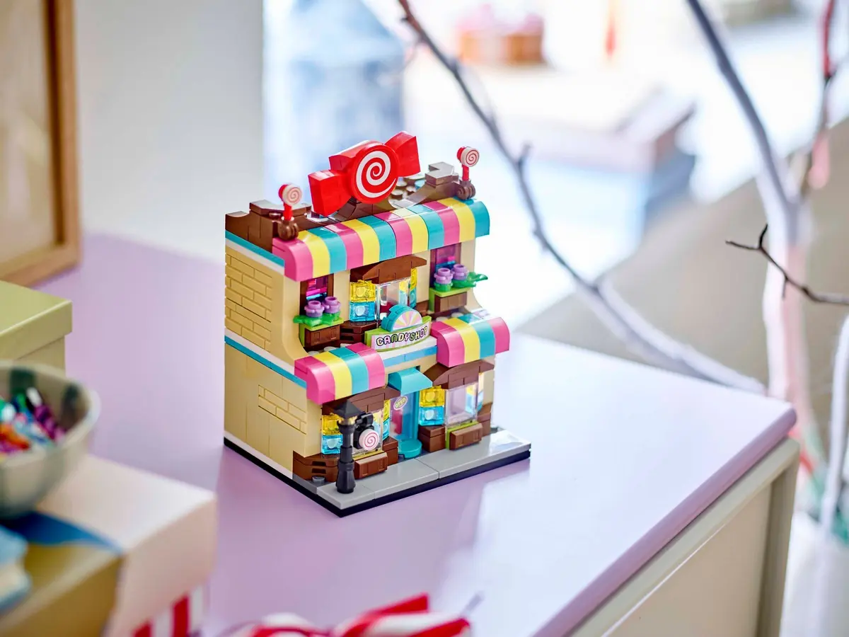 LEGO Promotional 40692 Candy Store set, image 5
