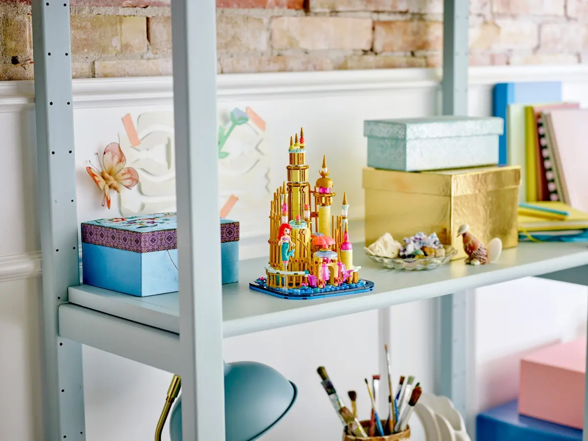 LEGO Disney 40708 Mini Disney Ariel's Castle set, image 4